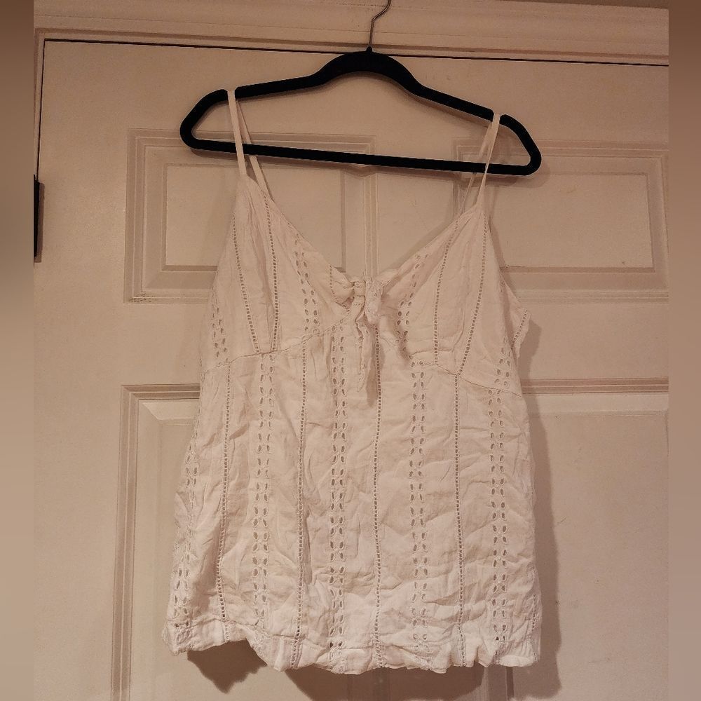 Old Navy white peplum tank Top L